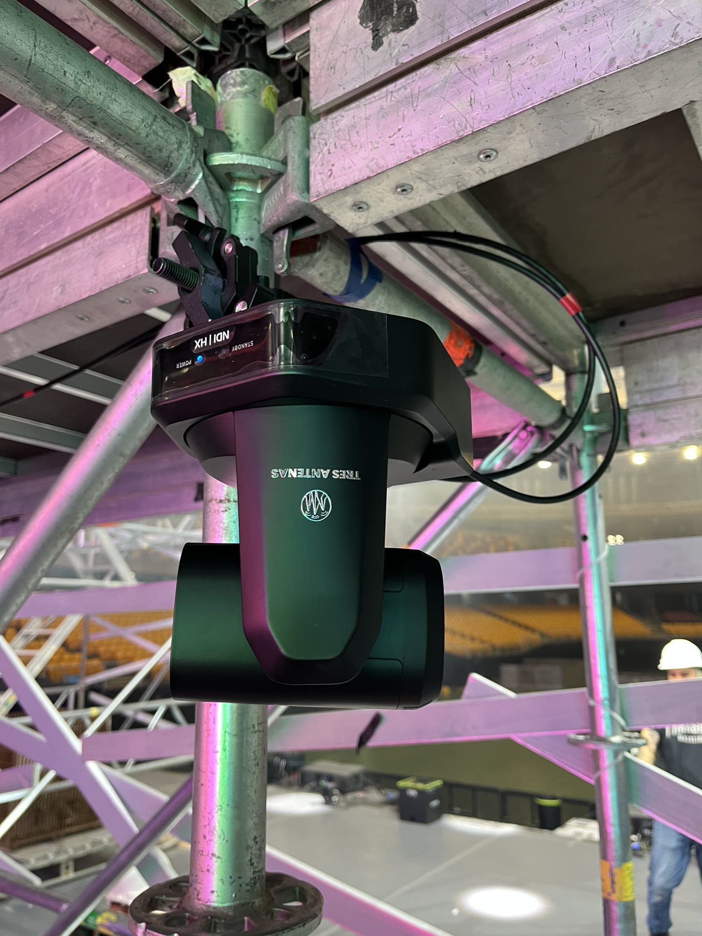 Cámaras PTZ integradas a producción principal en Movistar Arena Santiago